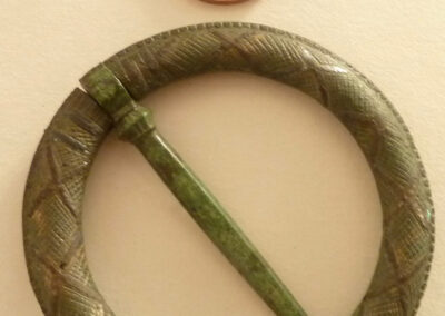 Achinduin Dig: Ring Brooch