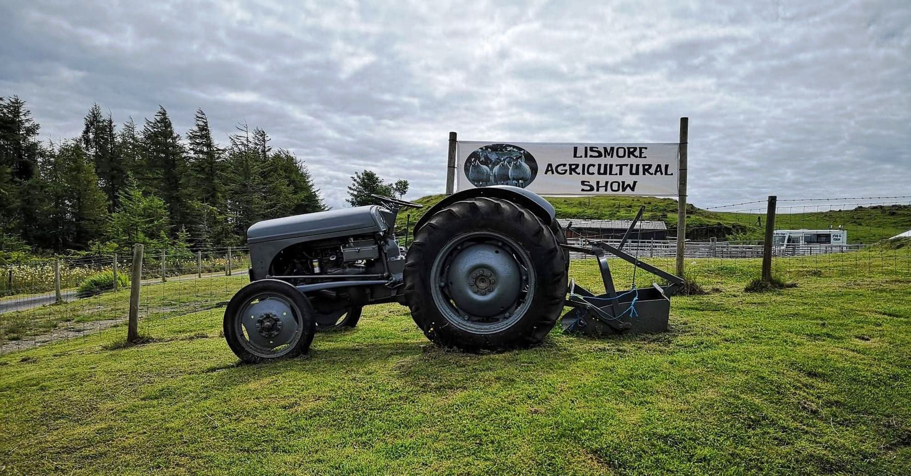 Ag show banner